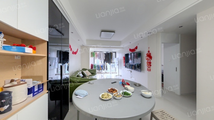 禹洲融信CONE玺湾B区二手房实景图