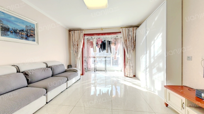 金地朗悦沁园二手房实景图