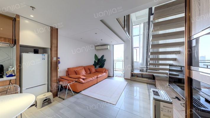 完美金鹰广场二手房实景图