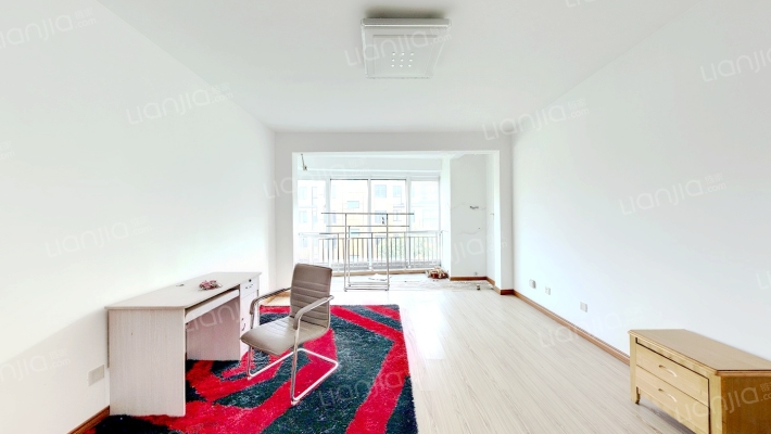 港城华府二手房实景图