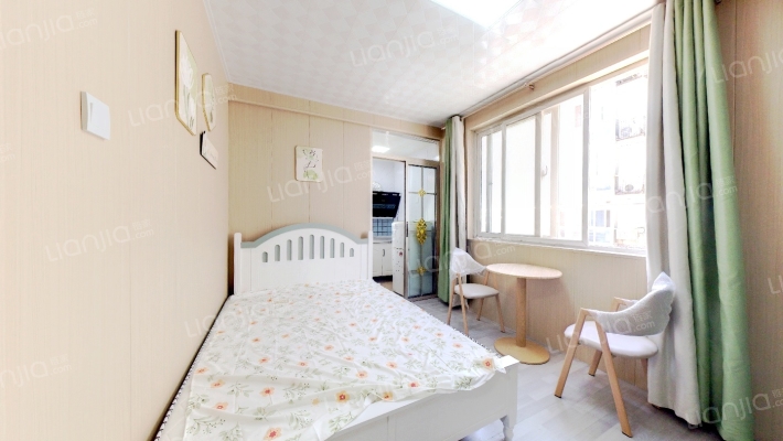 时尚PARTY二手房实景图