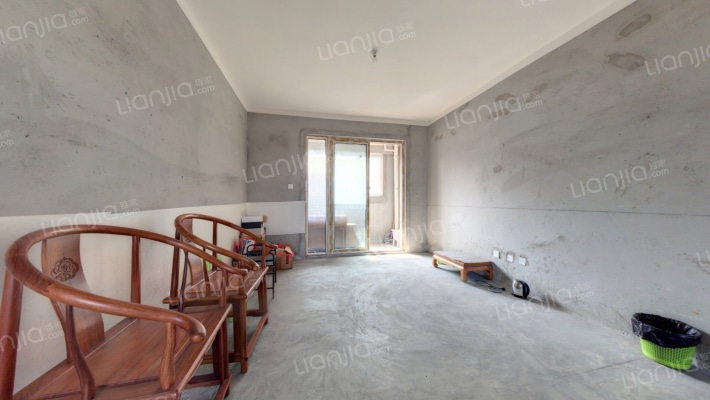 四季嘉园二手房实景图