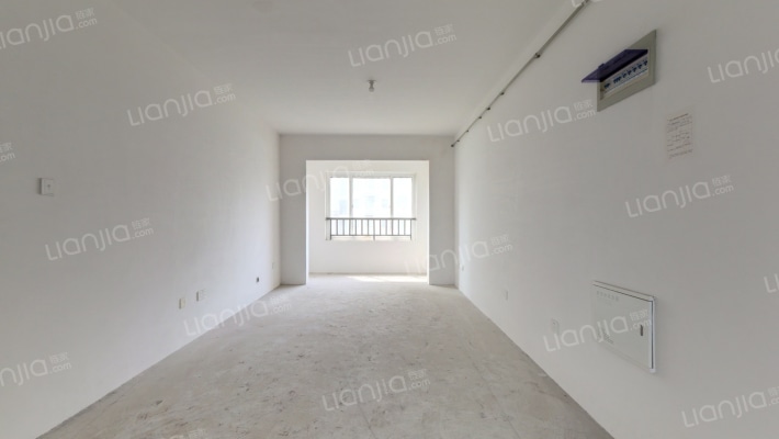 山潘新苑二手房实景图