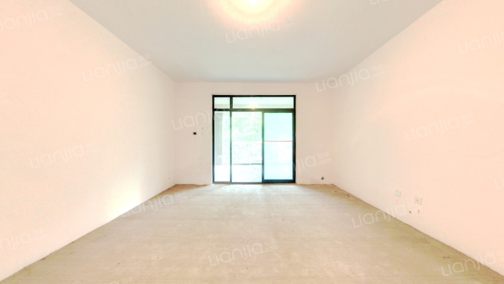 艺锦湾四期二手房实景图