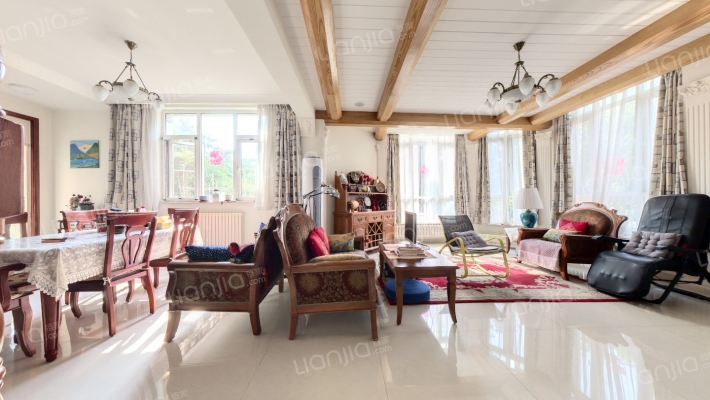 太师府别墅二手房实景图