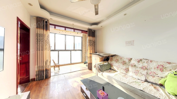 龙苑澜岸二手房实景图