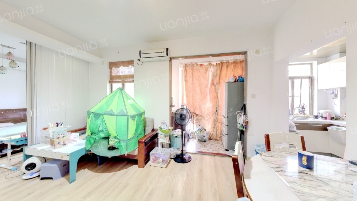 和源居二手房实景图