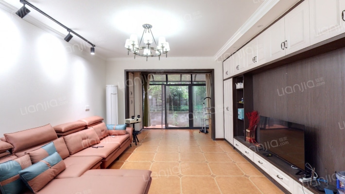 融科城二手房实景图