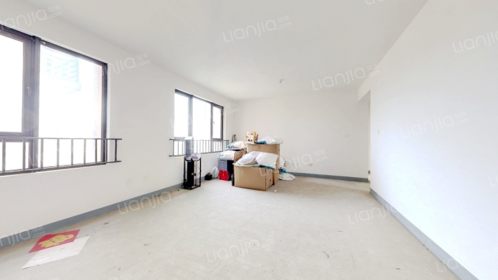 鲁能公馆1区二手房实景图