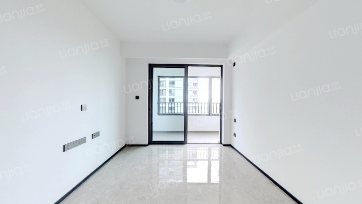 招商奥体公园三期二手房实景图