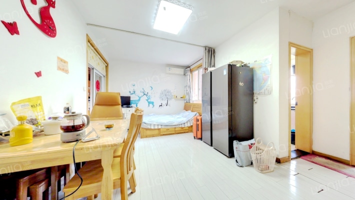 新顾村大家园A区二手房实景图