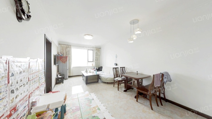 亚泰城二期二手房实景图