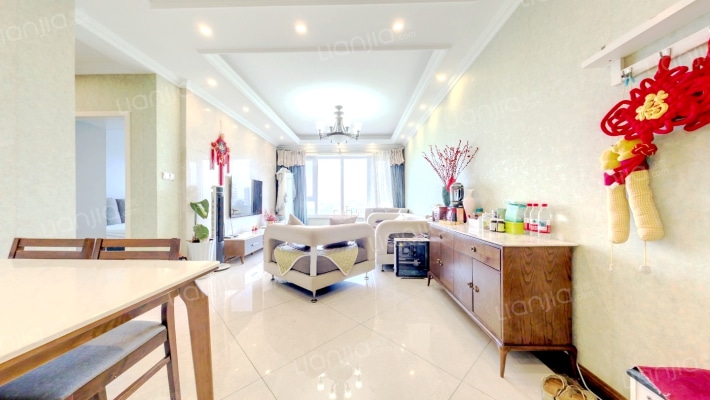 保利锦湖林语北区二手房实景图