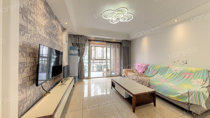 融汇半岛一期A区二手房实景图