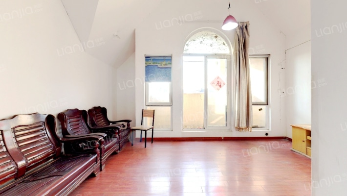 爱丁郡二手房实景图