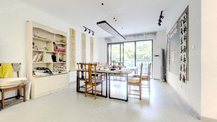 温哥华南苑二手房实景图