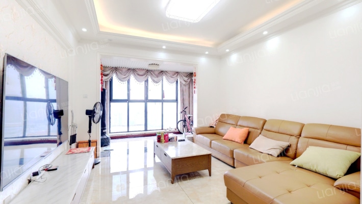 银滩二手房实景图