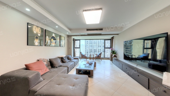 国际社区观邸三组团二手房实景图