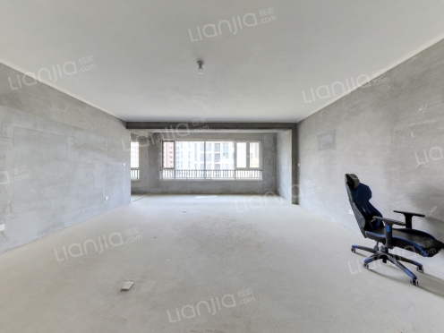 整租·四建空港花园 4室2厅 南