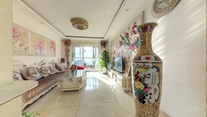 蓝水假期三期二手房实景图