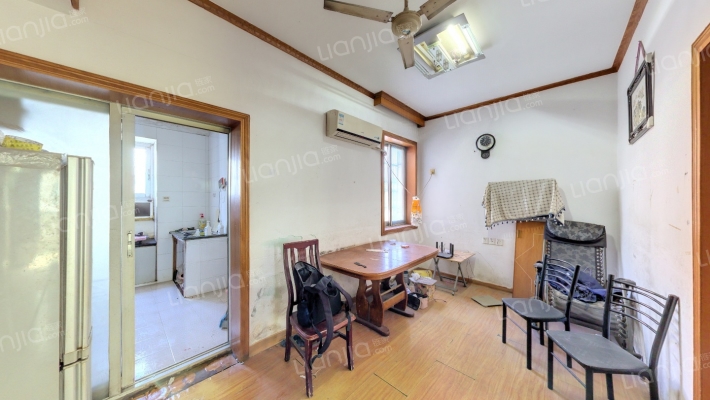 上海北路二手房实景图