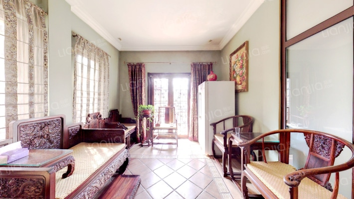 玛歌庄园二手房实景图