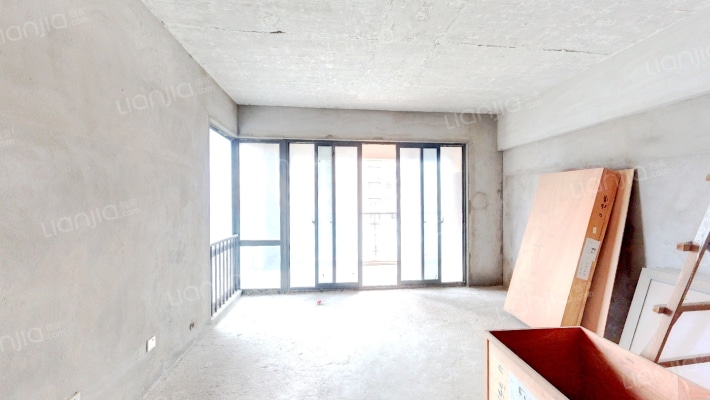 中联蓝天花园二手房实景图