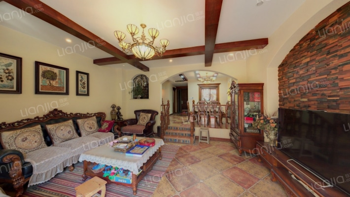 维多利亚C区二手房实景图