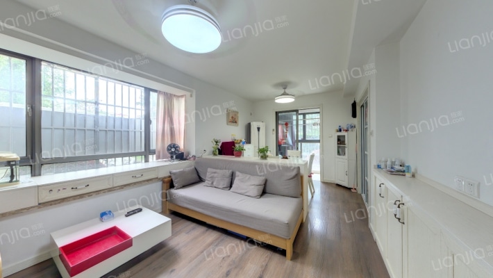 徐汇新城(公寓)二手房实景图