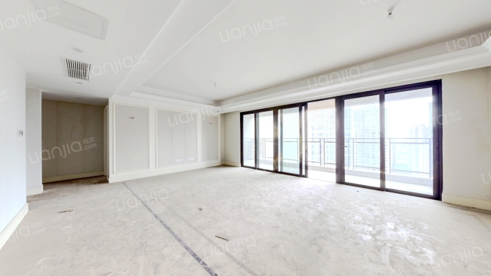 融创玖樾台邸二手房实景图