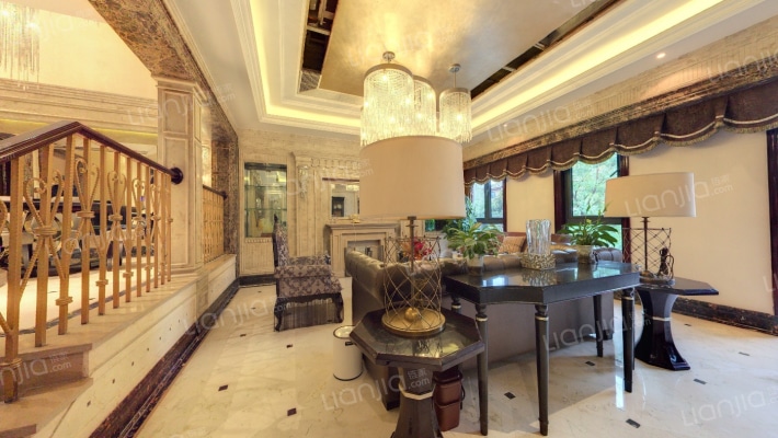 中海峰墅二手房实景图