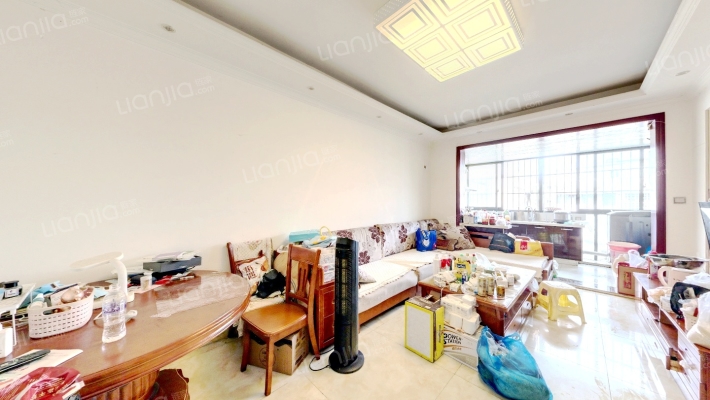 贝森宜苑二手房实景图