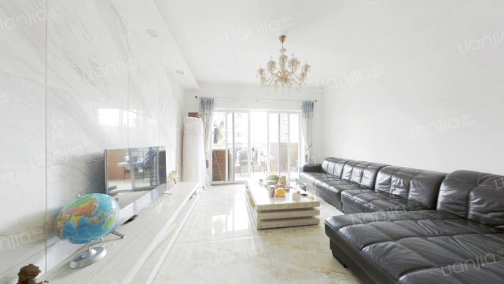 花街18百合苑二手房实景图