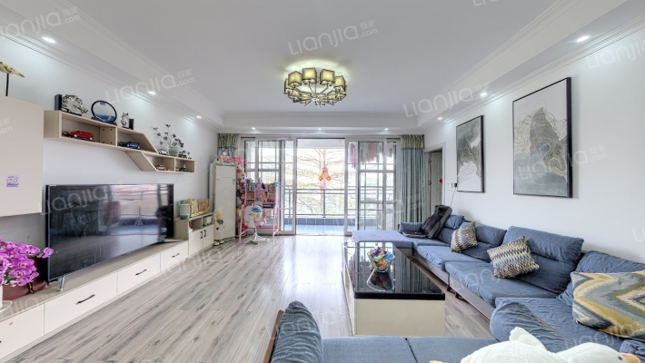 新城南小区二手房实景图