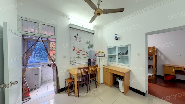 三江口小区二手房实景图