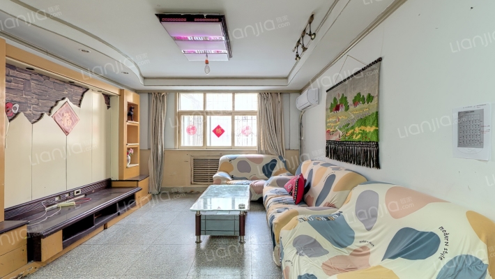 燕港新村二手房实景图