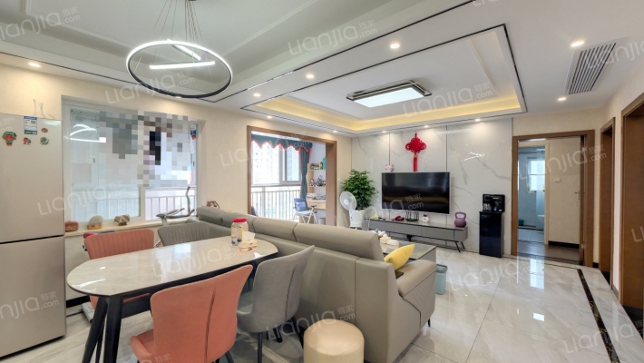 源上湾万融城C区二手房实景图