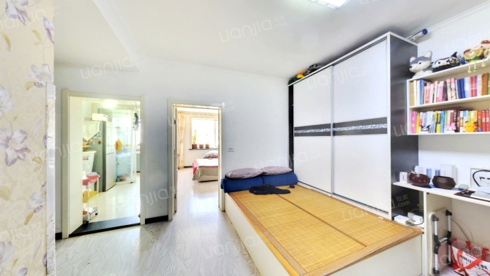 伊利雅居園二手房实景图