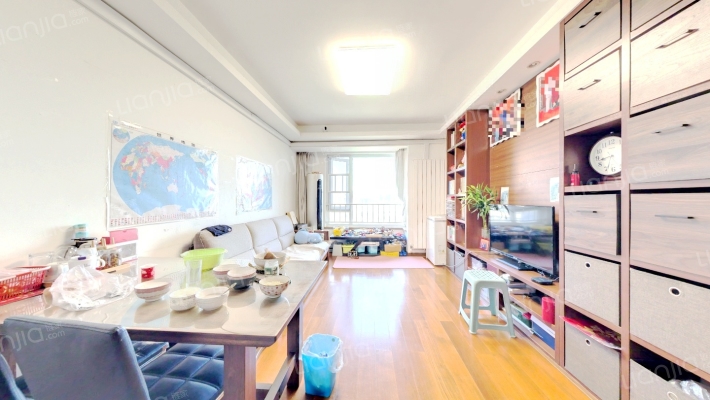 万科红郡二手房实景图