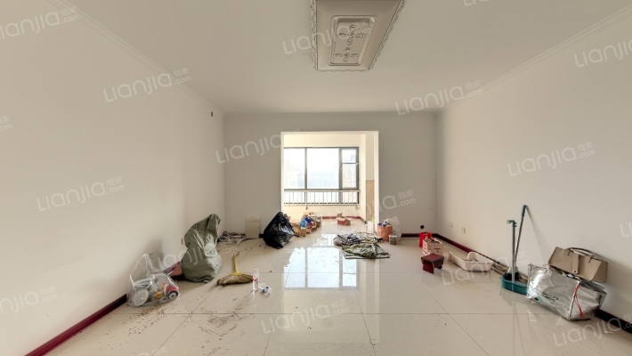 龙苑二手房实景图