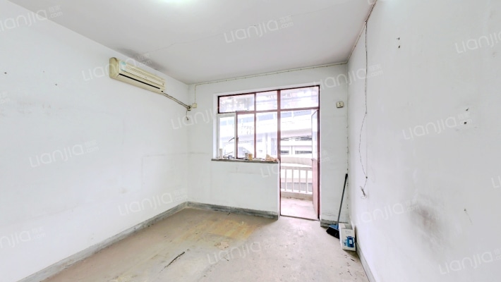 巴士小区二手房实景图