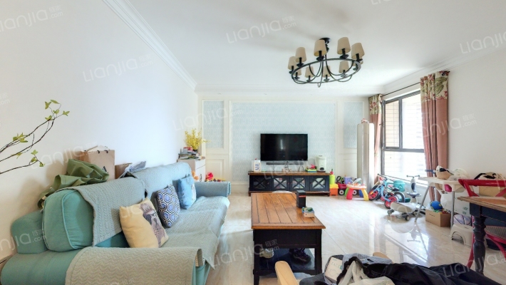 永恒理想世界一期二手房实景图