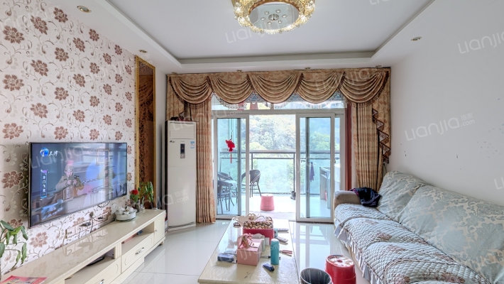 山水蓝庭二手房实景图