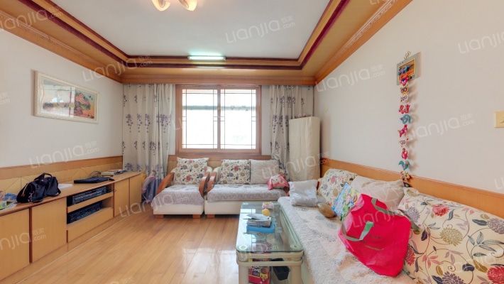 玉靖花园二手房实景图