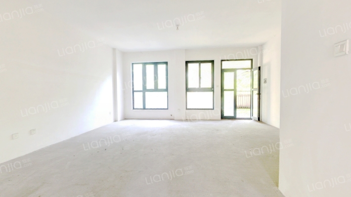 边城香格里二手房实景图