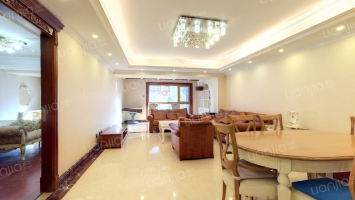 上东8号二手房实景图