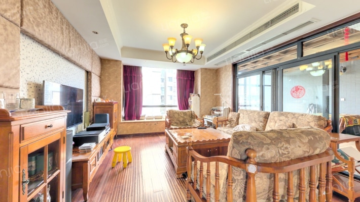 翡翠城二期二手房实景图