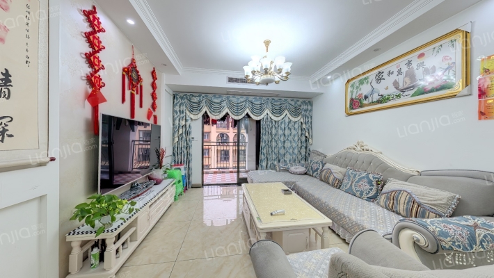 盛唐叠彩山一期二手房实景图