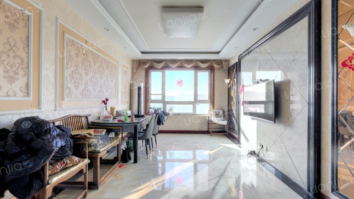 湖景春晓二手房实景图