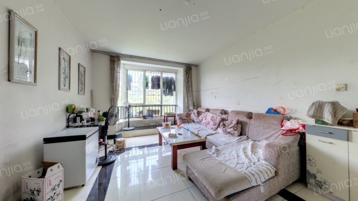 花香庭园二手房实景图